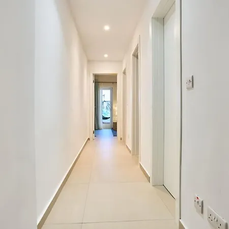 Fairways Modern - Perfect For Families