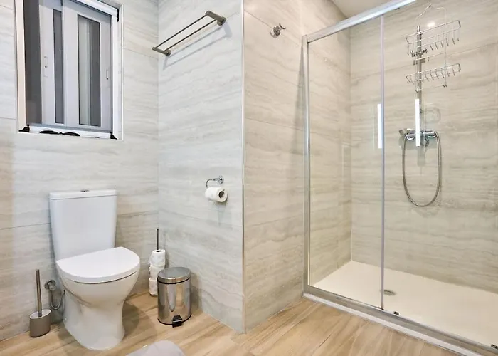 Fairways Modern - Perfect For Families *