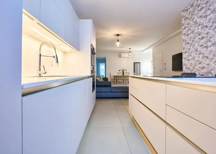 Fairways Modern - Perfect For Families Apartment