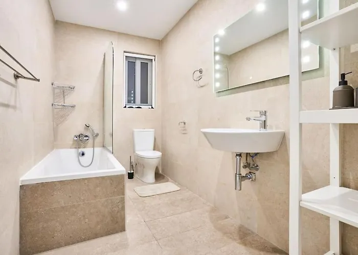 Fairways Modern - Perfect For Families Appartement